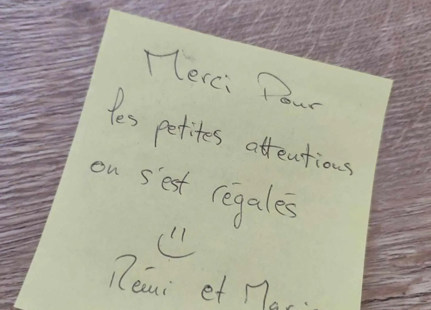 Séjour chez l'habitant Ecrin De Nature Sous Les Pins Aurons